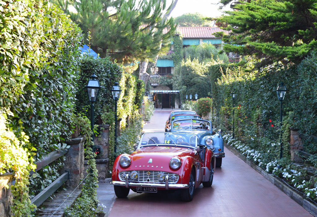 augustus hotel forte dei marmi cars