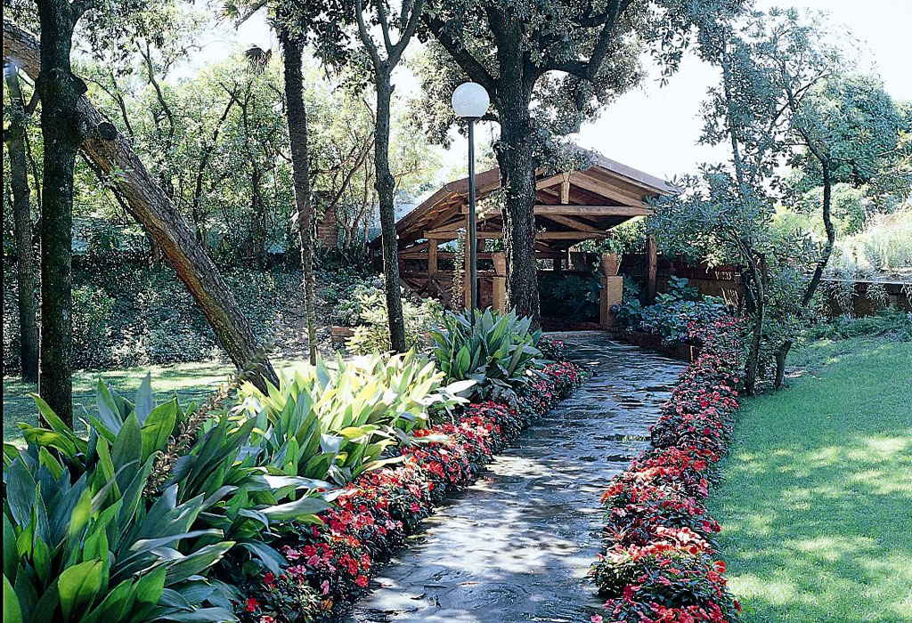 augustus hotel forte dei marmi garden